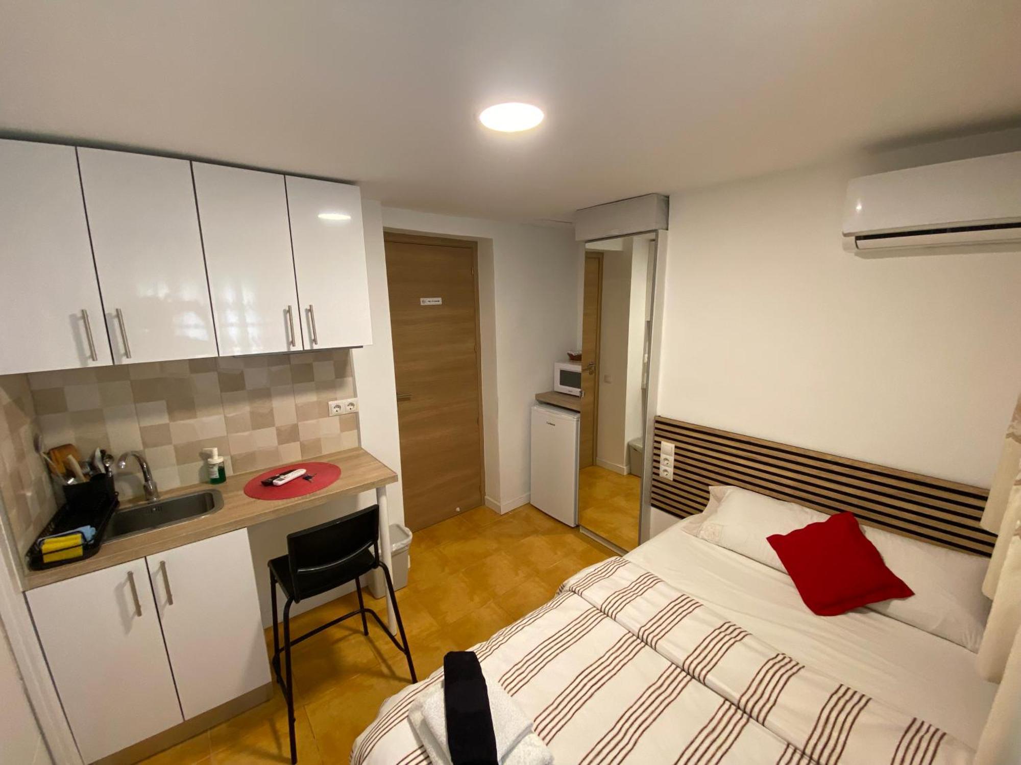 Habitaciones Con Bano Y Cocina Privada Valencia Exterior foto